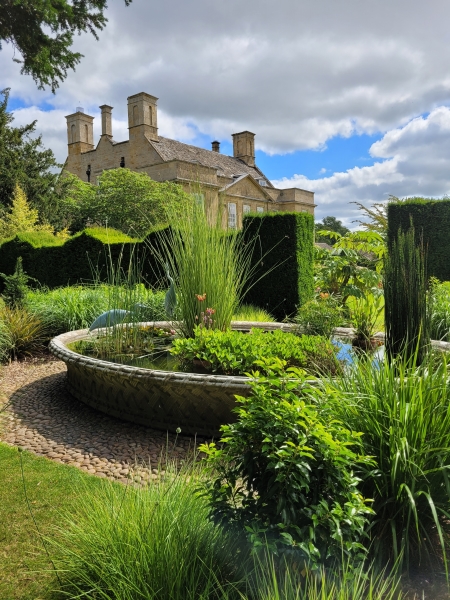 Bourton House Garden